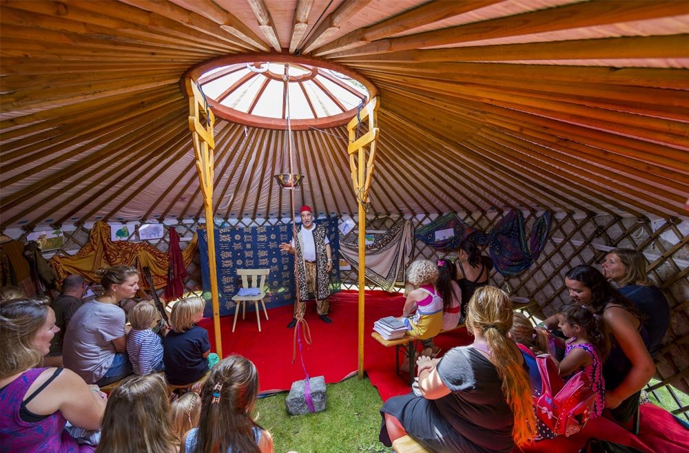 Verhalenverteller Mahjoub Ben Moussa In Lantaren Venster